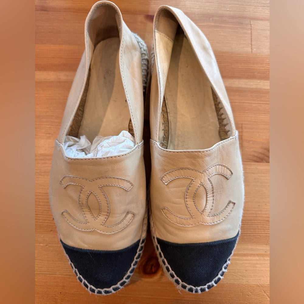 CHANEL NUDE ESPADRILLES